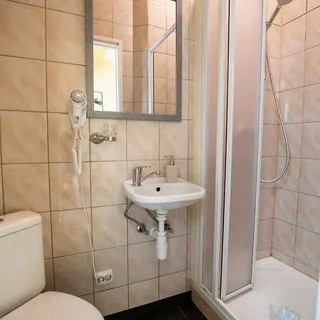Center Kakis Hotel 3*